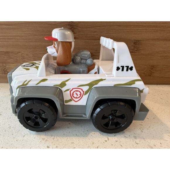 Paw Patrol Tracker Vehicle Cruiser Truck Jungle Jeep w/ 3 Rescue Heroes - Picture 3 of 11